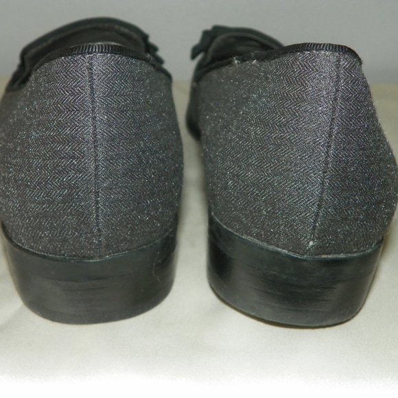 NEW Adrienne Vittadini Gray/Black Flats Sz 7 M - Picture 4 of 8